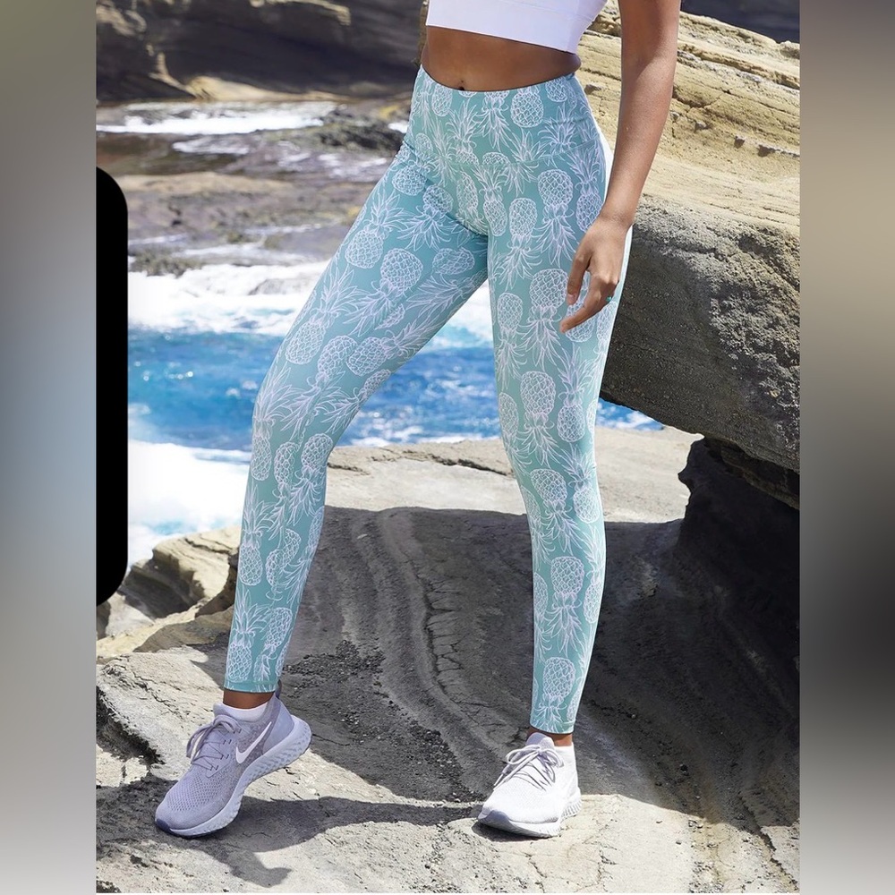 Love Fitness Apparel Pineapple Leggings